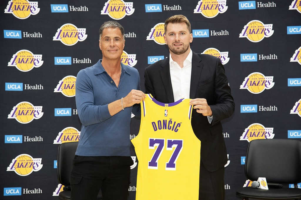 佩林卡：全力支持东契奇为国出战 我们尊重球员热情及其个体身份